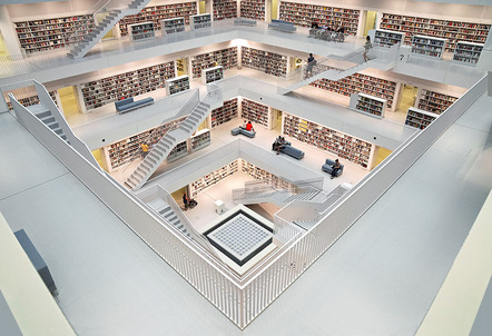 Ralf G Keil Bibliothek 950px